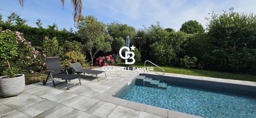 Luxury home in Biscarrosse, Landes