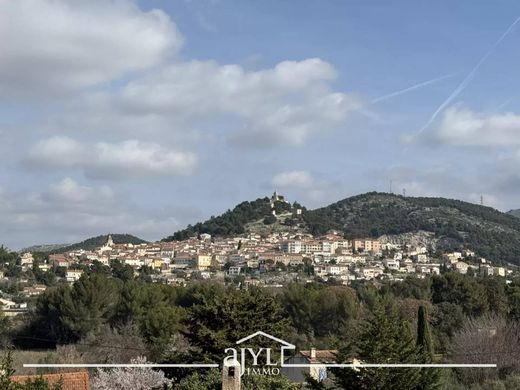 Villa in Allauch, Bouches-du-Rhône