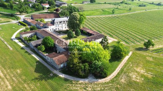 Luxury home in Cognac, Charente