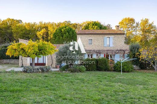 Luxury home in Gordes, Vaucluse