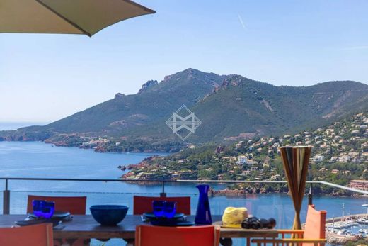 Villa in Théoule-sur-Mer, Alpes-Maritimes