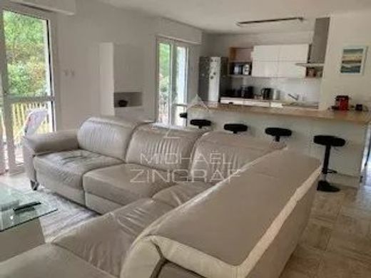 Apartment in Pyla sur Mer, Gironde