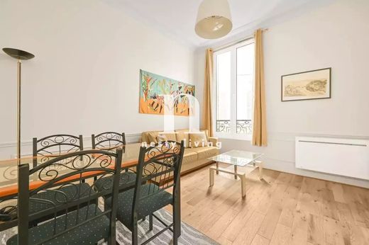 Apartment / Etagenwohnung in Champs-Elysées, Madeleine, Triangle d’or, Paris