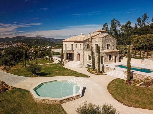 Maison de luxe à Sainte-Maxime, Var