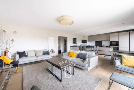 Apartment in Le Chesnay, Yvelines