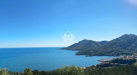 Luxury home in Théoule-sur-Mer, Alpes-Maritimes