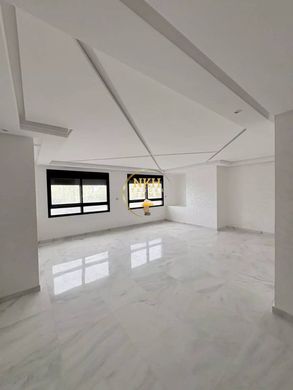 Apartment / Etagenwohnung in Tanger, Tanger-Assilah