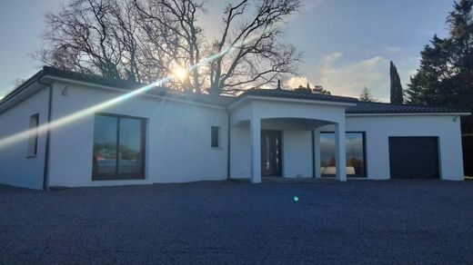 Luxus-Haus in Vouneuil-sous-Biard, Vienne