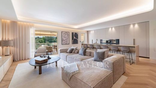 Квартира, Mandelieu-la-Napoule, Alpes-Maritimes