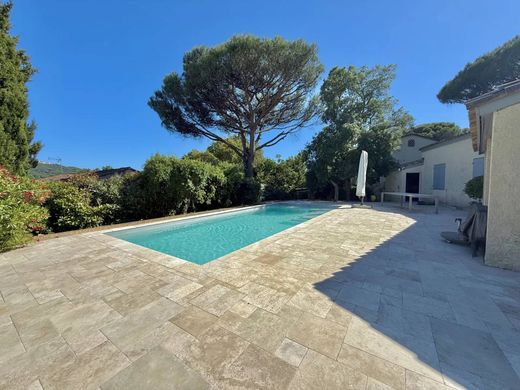 Maison de luxe à Gassin, Var