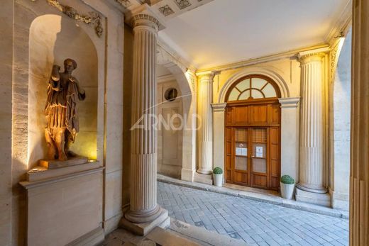 Apartment in Provence-Opéra – Grands Boulevards, Paris