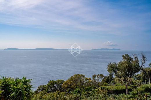 Villa in Rayol-Canadel-sur-Mer, Var