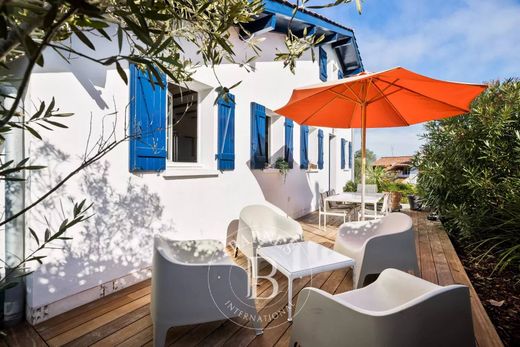 Luxury home in Guéthary, Pyrénées-Atlantiques