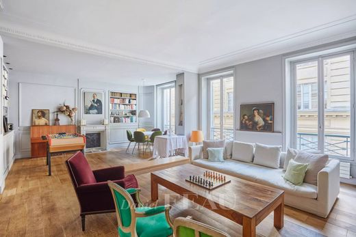 ‏דירה ב  Paris 08 Élysée, Paris