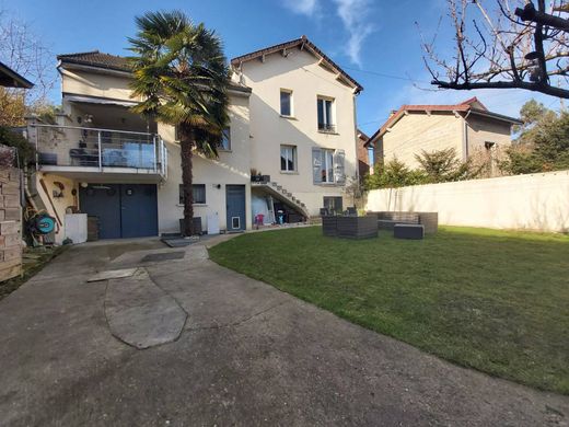 Элитный дом, Chelles, Seine-et-Marne