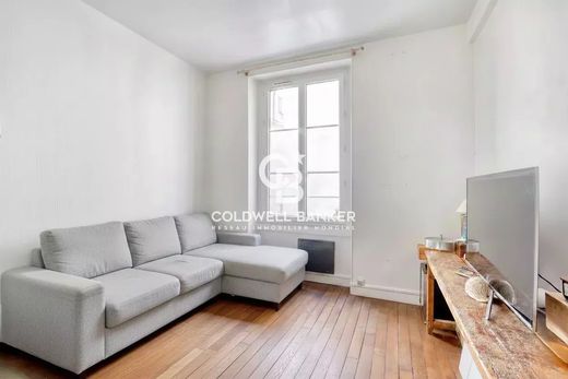 テンプル、ランビュトー、フラン・ボジュース, Parisのアパートメント