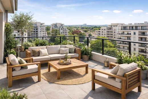 Apartment in Chevilly-Larue, Val-de-Marne
