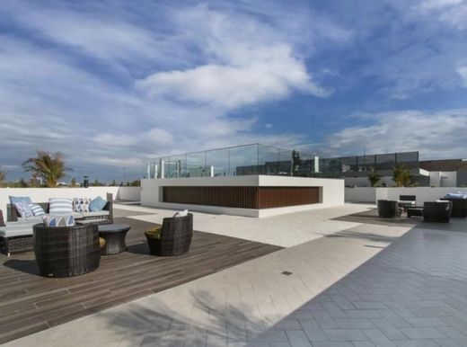 Clichy, Hauts-de-Seineのアパートメント