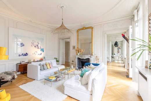 Apartment in Paris, Île-de-France