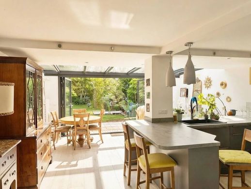 Casa de lujo en Saint-Maur-des-Fossés, Valle de Marne