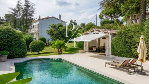 Villa en Mougins, Alpes Marítimos