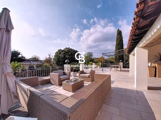 Luxe woning in Fréjus, Var