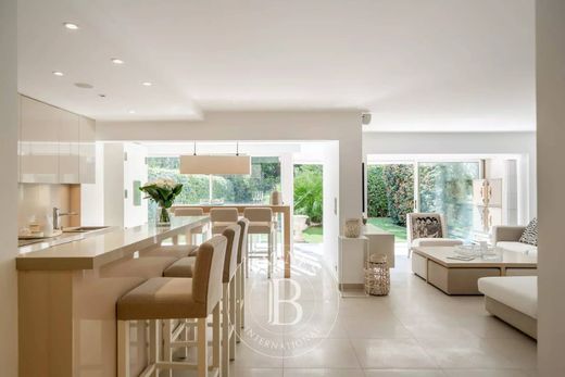 Apartment in Cannes, Alpes-Maritimes