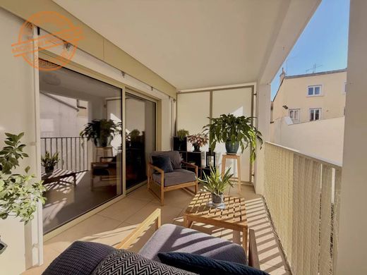 Apartment in Lyon, Rhône
