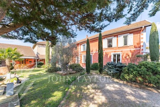 Luxury home in La Côte-Saint-André, Isère