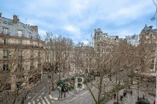 Apartment in Saint-Germain, Odéon, Monnaie, Paris