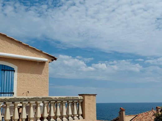 套间/公寓  Anthéor, Var