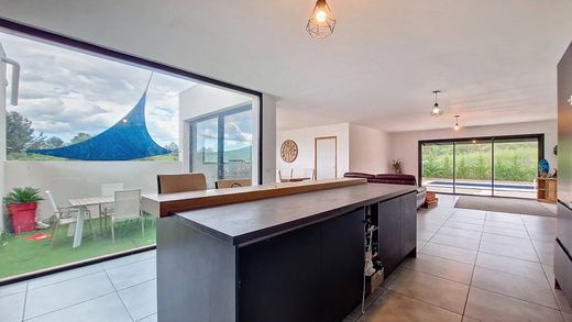 Luxury home in Peyrestortes, Pyrénées-Orientales