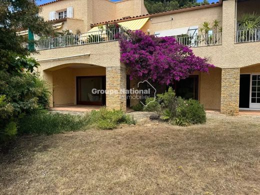 Apartment in Sanary-sur-Mer, Var