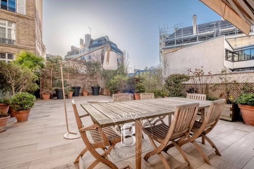 Piso / Apartamento en Tour Eiffel, Invalides – Ecole Militaire, Saint-Thomas d’Aquin, Paris