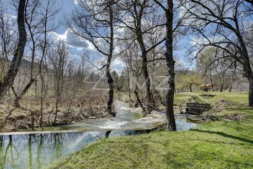 Rural or Farmhouse in Forcalquier, Alpes-de-Haute-Provence