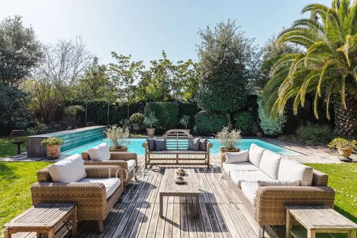 Casa di lusso a Le Bouscat, Gironda