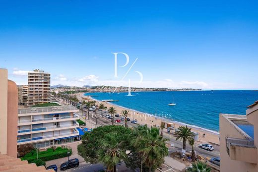 Saint-Raphaël, Varのアパートメント