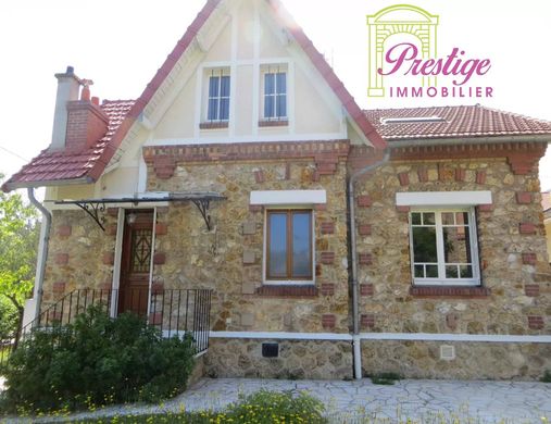 Luxe woning in Maisons-Laffitte, Yvelines