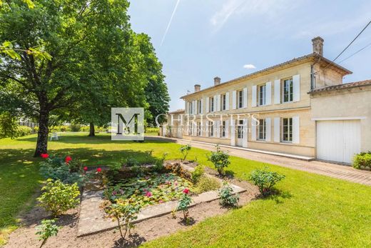 Palais à Saint-Émilion, Gironde