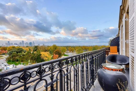 Apartment in La Muette, Auteuil, Porte Dauphine, Paris
