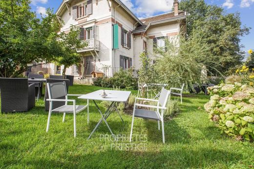 Casa de lujo en Chevreuse, Yvelines