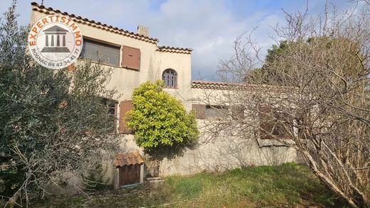 Luxe woning in Rognac, Bouches-du-Rhône