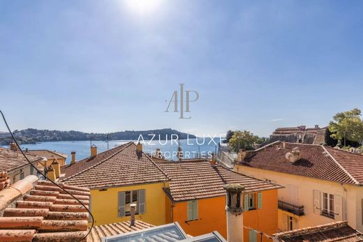 Villefranche-sur-Mer, Alpes-Maritimesのアパートメント