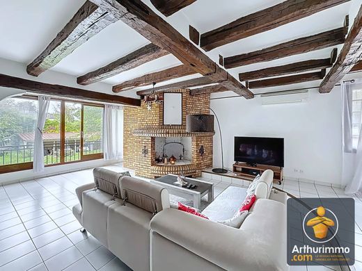 Luxury home in Limeil-Brévannes, Val-de-Marne