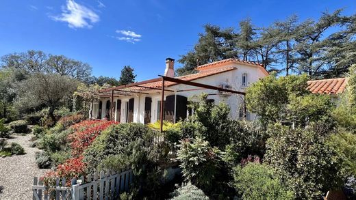 빌라 / Sant Joan de Pladecorts, Pyrénées-Orientales