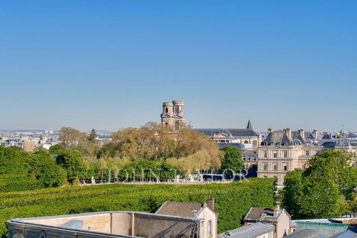 Apartment in Saint-Germain, Odéon, Monnaie, Paris