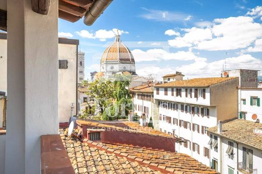 Cobertura - Florença, Toscana