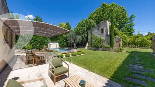 Luxury home in Mouriès, Bouches-du-Rhône