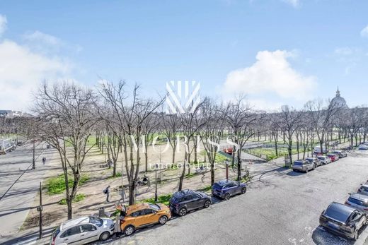 Piso / Apartamento en Tour Eiffel, Invalides – Ecole Militaire, Saint-Thomas d’Aquin, Paris