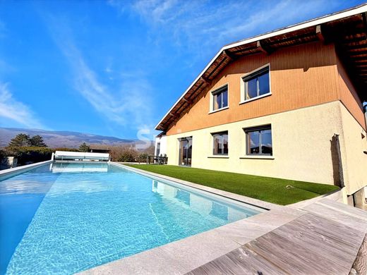 Maison de luxe à Clarafond-Arcine, Haute-Savoie